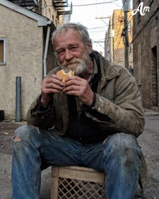 I Shared My Lunch With an Old Man by the Dumpsters — the Next Morning, a Black Limo Pulled Up Beside My Tent