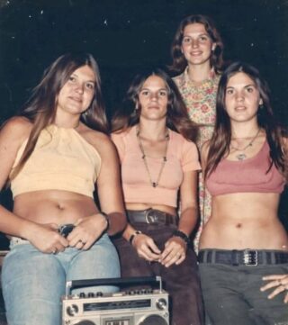 Trend mode 70’s: how to adopt the seventies look?
