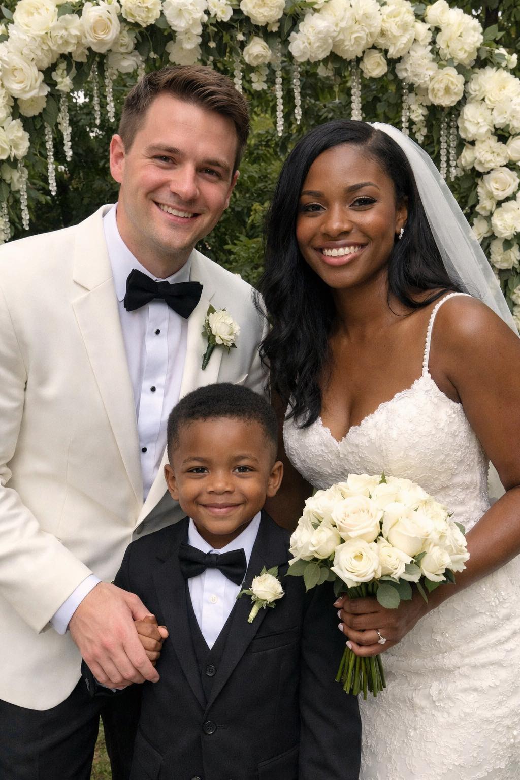 My Mother Disowned Me for Marrying a Single Mom – She Laughed at My Life, Then Broke Down When She Saw It Three Years Later