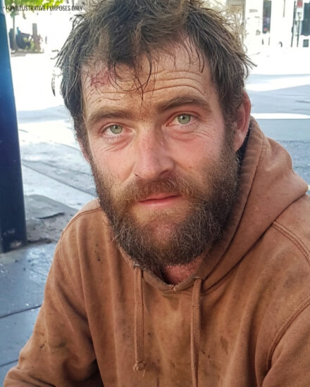 I Married a Homeless Man to Spite My Parents – A Month Later, I Came Home and Froze in Shock at What I Saw
